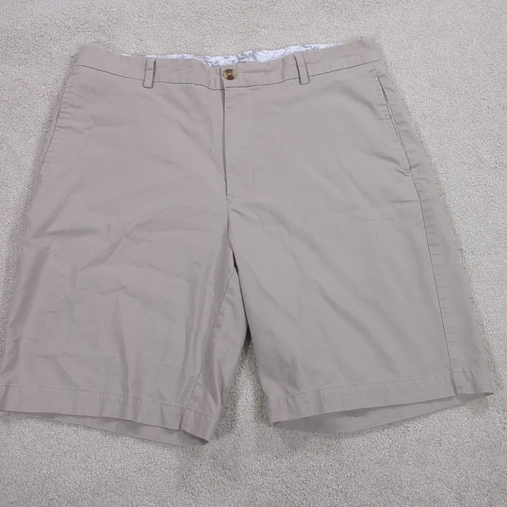 Tailorbyrd Collection Mens Size 34 Flat Front‎ Shorts Tan Khaki Golf Flamingo
